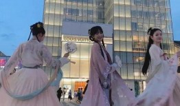 汉服女装吃瓜,穿越时空的时尚吃瓜之旅