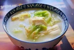晚上吃芋头角瓜白菜豆腐,营养丰富的晚餐搭配