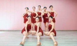 吃瓜舞蹈视频完整,跟随潮流，一起摇摆狂欢