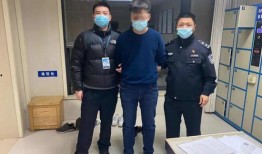 浦东民警吃瓜事件,网络舆论下的警民互动与反思