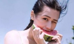 女生给发吃瓜吃瓜啥意思,揭秘“吃瓜吃瓜”背后的网络流行语奥秘